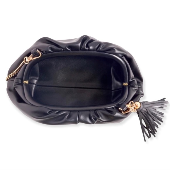 NEW Understated Leather Clutch with Removable Crossbody Chain & Tassel - Picture 4 of 7
